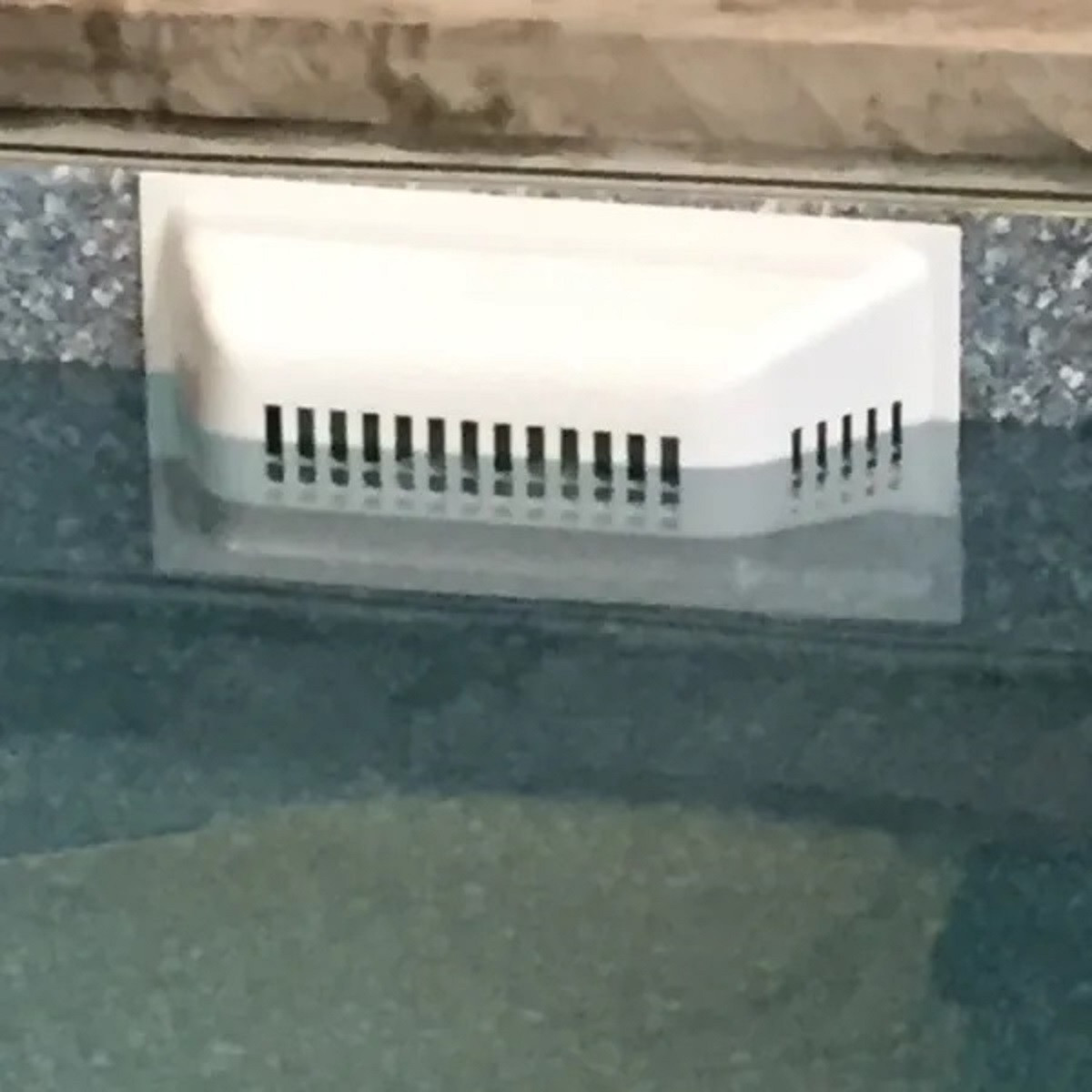 20" White Skimmer Wizard Assembled Skimmer Guard for Swimming Pools